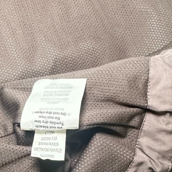 REI Co-op Hooded Rain Jacket Gray Lightweight Windbreaker Water-Resistant Sz XL - Picture 9 of 9